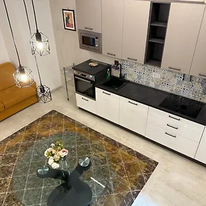 https://apt-dal-console-piazza-bellini-napoli.hotels-amalfi.com